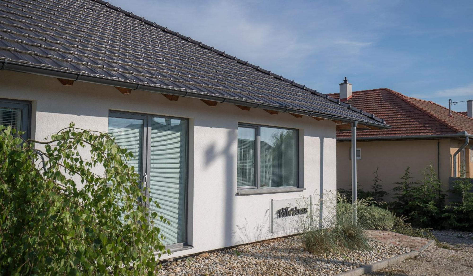 Villa Vamus Vendeg- Es Rendezvenyhaz Vámosszabadi Exterior foto